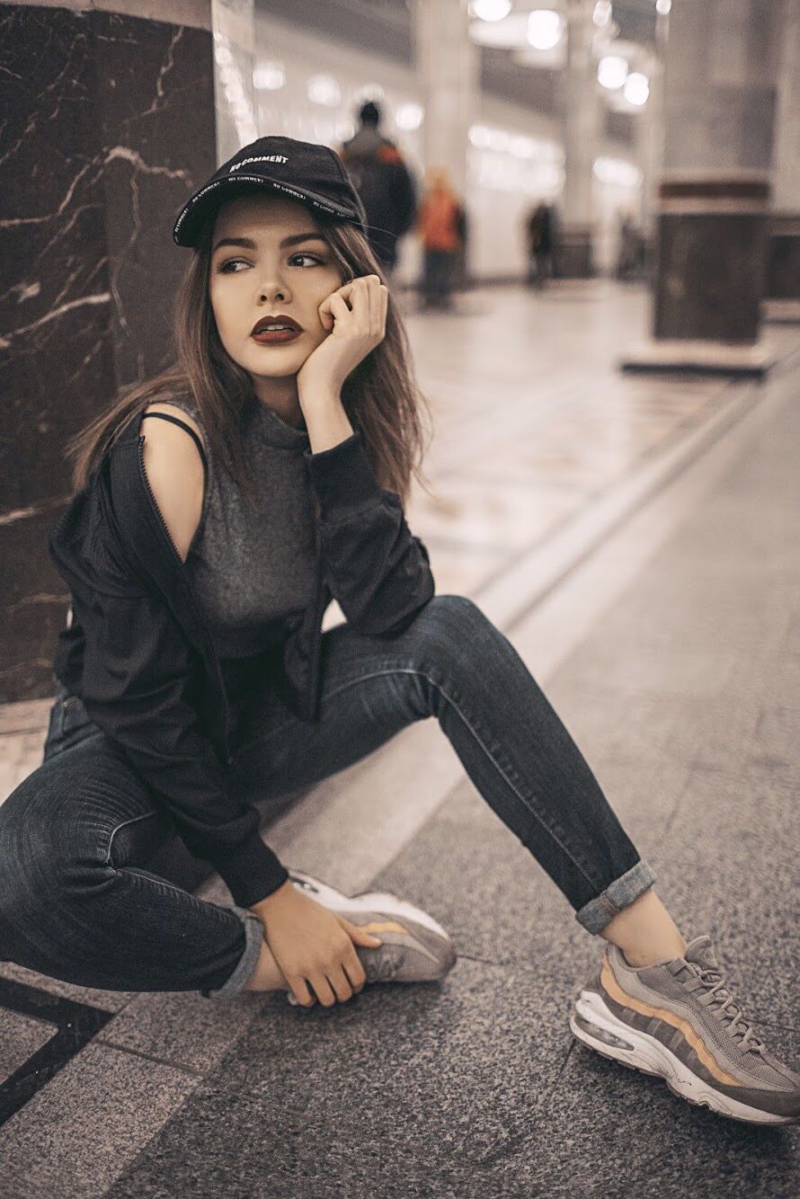 Sassy girls in Cartagena